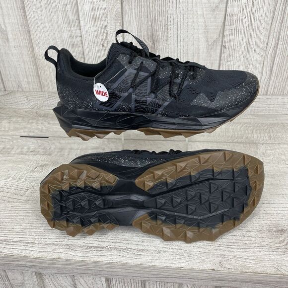 Athletic_Shoes